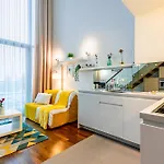 Adm Promenade Loft Maisonette - Parking Garage ブラチスラヴァ