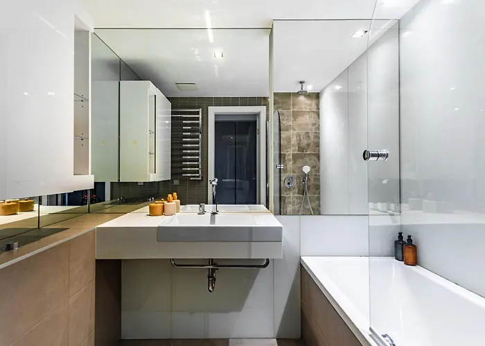 Adm Promenade Loft Maisonette - Parking Garage דירה ברטיסלאבה